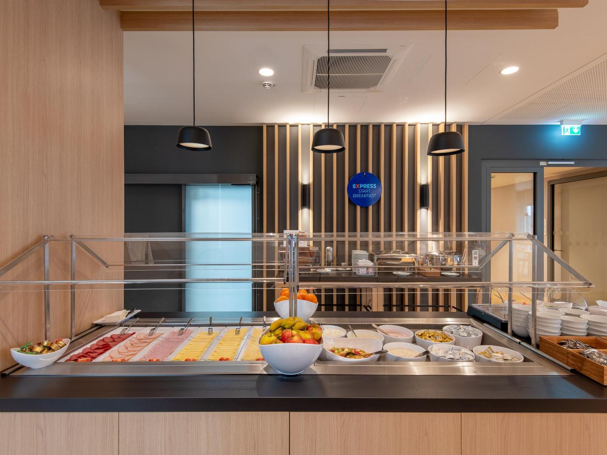 Holiday Inn Express Heilbronn By Ihg Luaran gambar